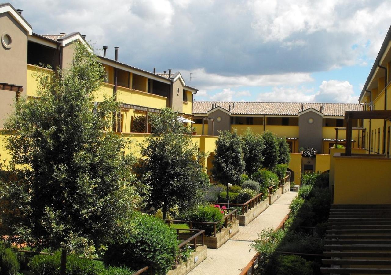 Appartamenti E Affittacamere Le Due Ruote Alberese Exterior photo